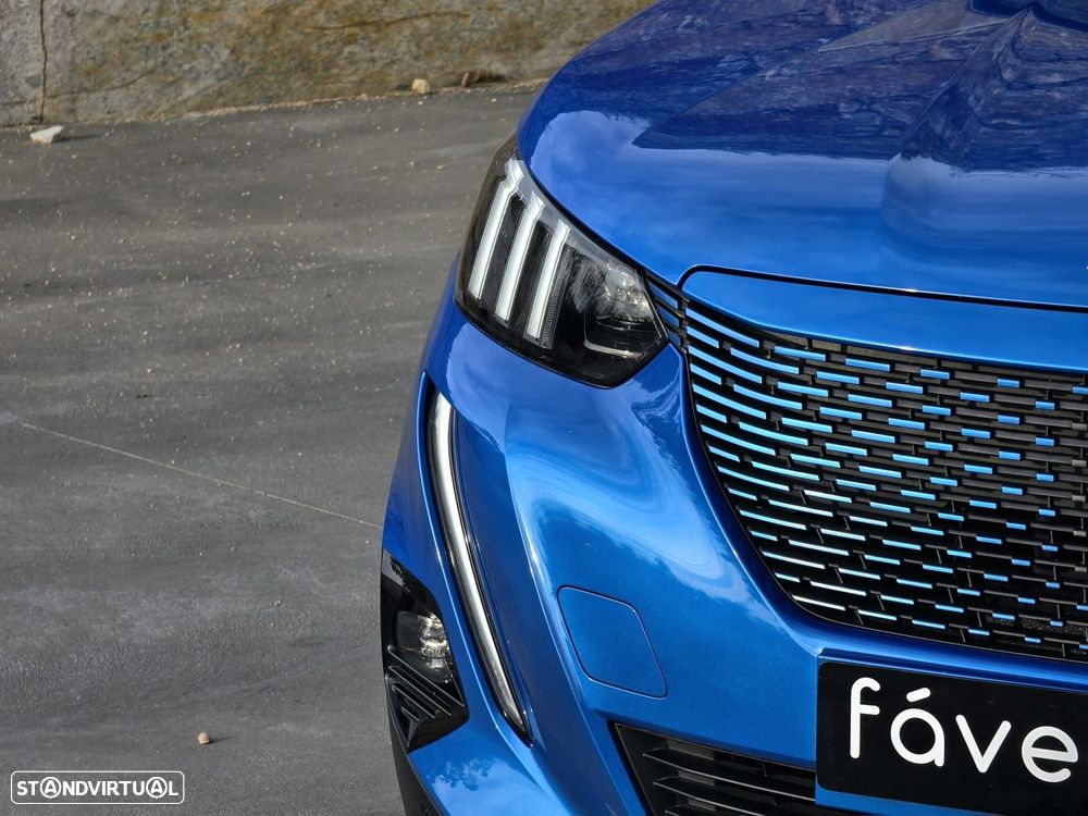 Peugeot e-2008 50 kWh GT - 4