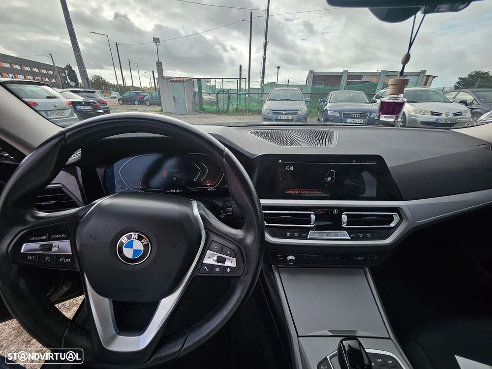 BMW 320 d Line Luxury Auto - 13