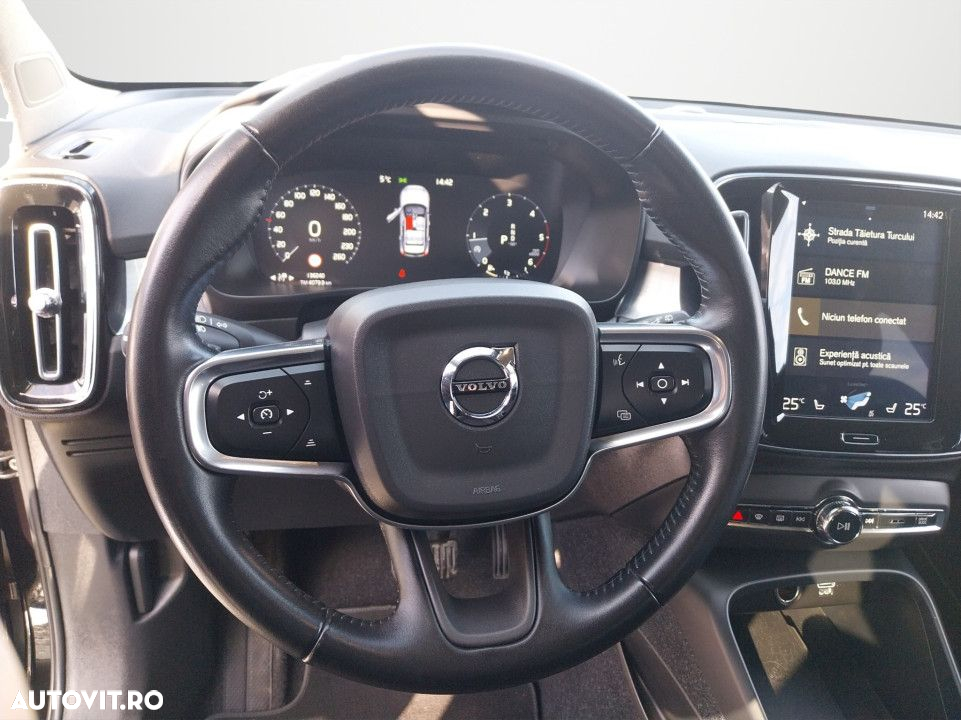 Volvo XC 40 - 10