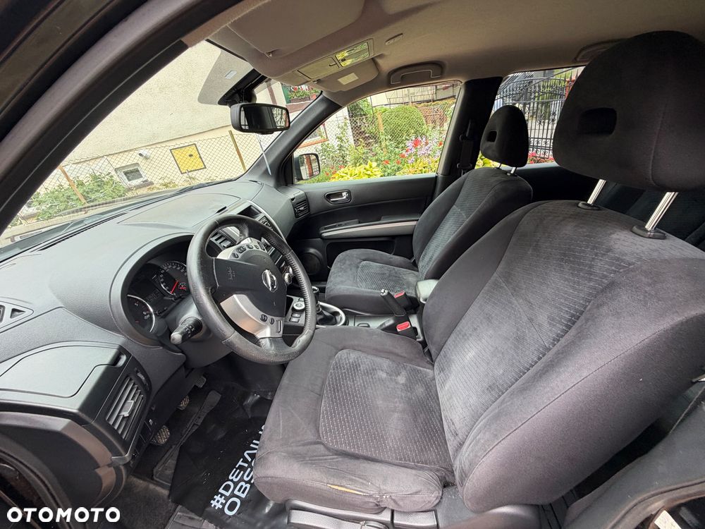 Nissan X-Trail 2.0 dCi 4x4 DPF SE - 36