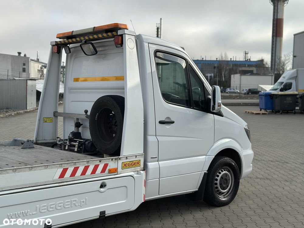 Mercedes-Benz Sprinter - 7