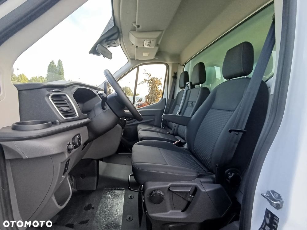 Ford Transit podwozie - 17