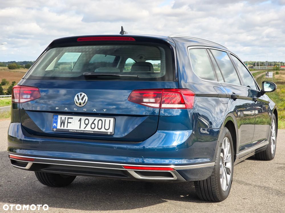 Volkswagen Passat Variant 2.0 TDI EVO Elegance DSG - 10