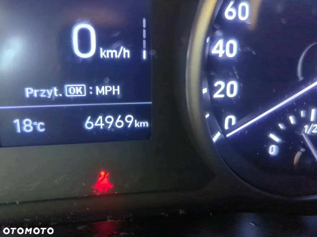 Hyundai i30 1.5 DPI Classic + - 9