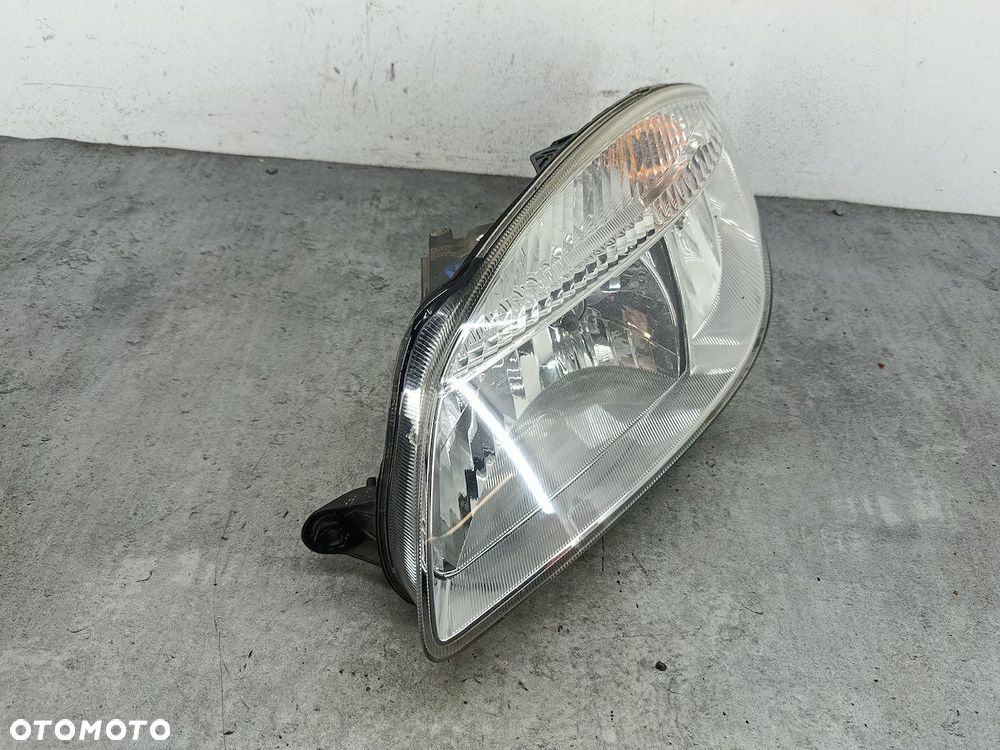 LAMPA PRZÓD LEWA SKODA FABIA II 5J1941015  HELLA - 5