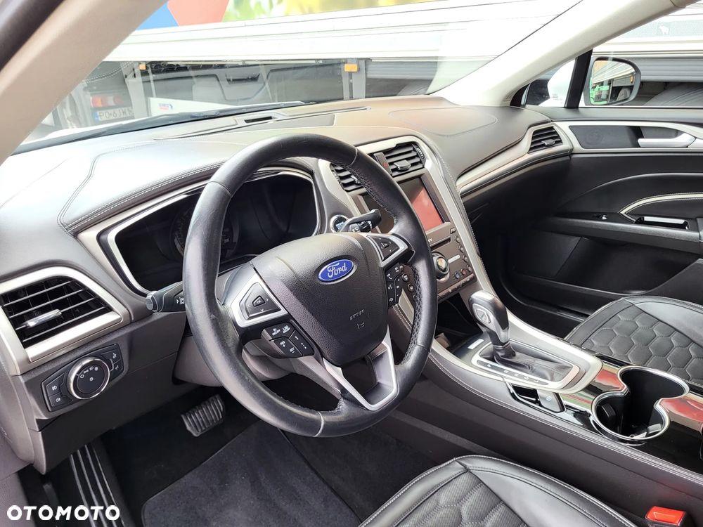 Ford Mondeo 2.0 Hybrid Vignale Plus - 15