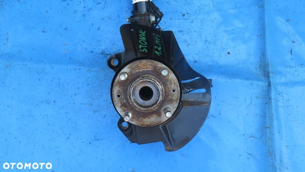 Zwrotnica Przód Przednia Lewa KIA STONIC