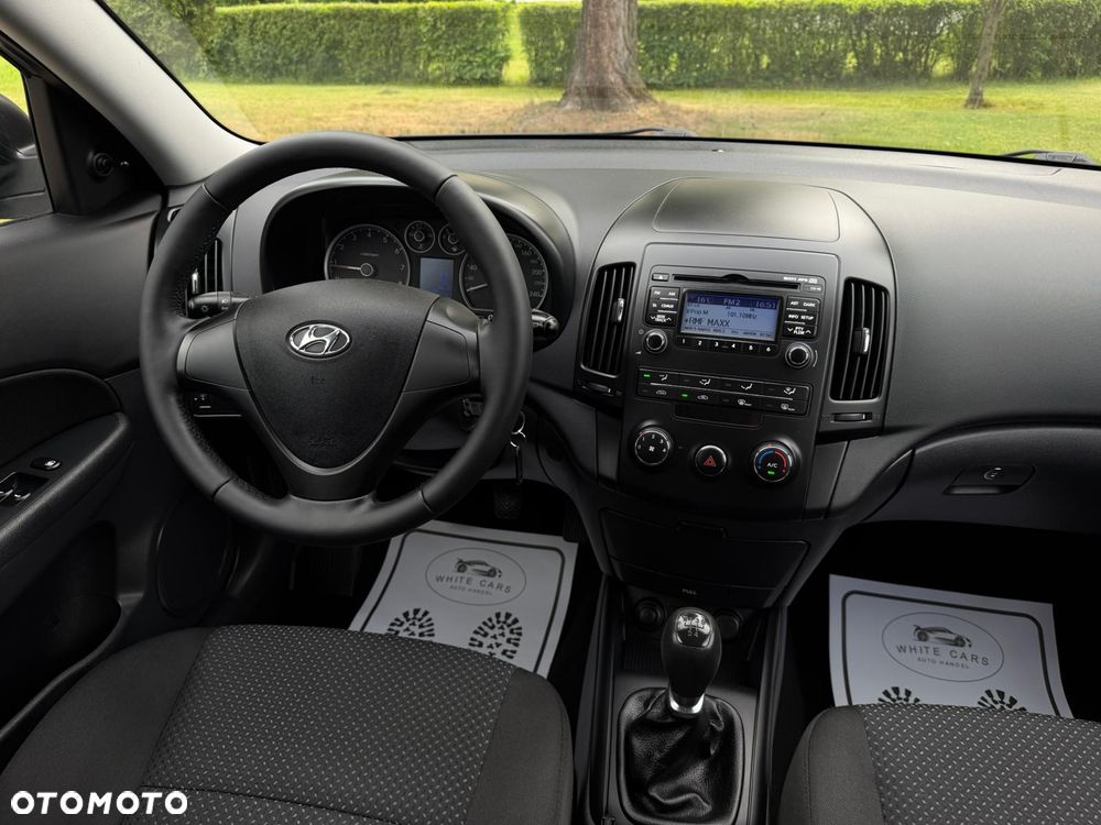 Hyundai i30 1.4 FIFA WM Edition - 12
