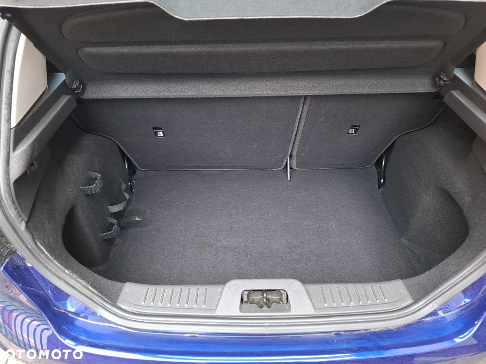 Ford Fiesta 1.25 Silver X (Trend) EU6 - 23