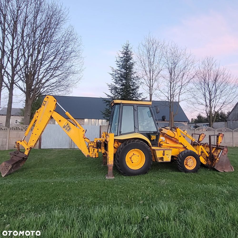 JCB 3CX - 9