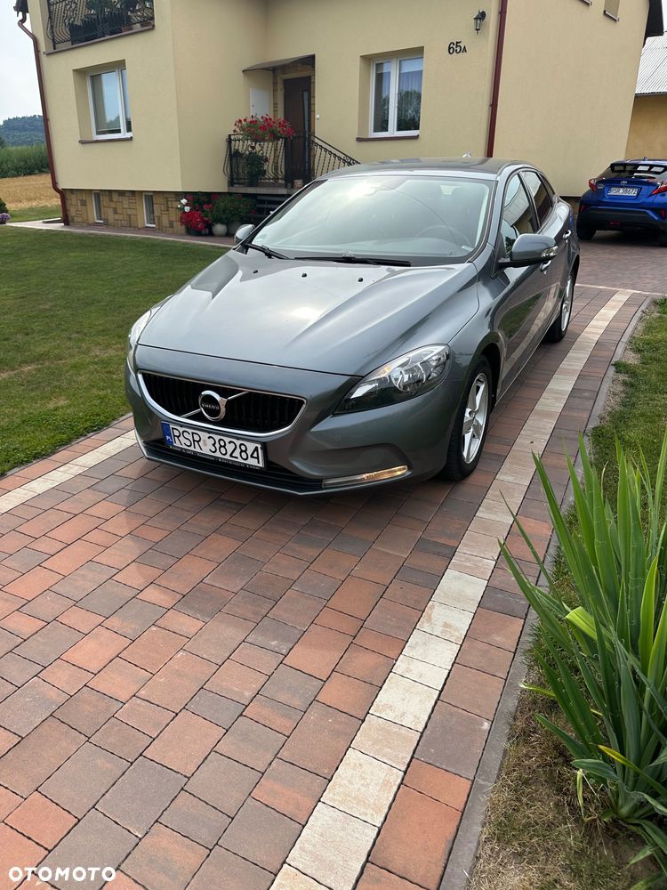 Volvo V40 - 1