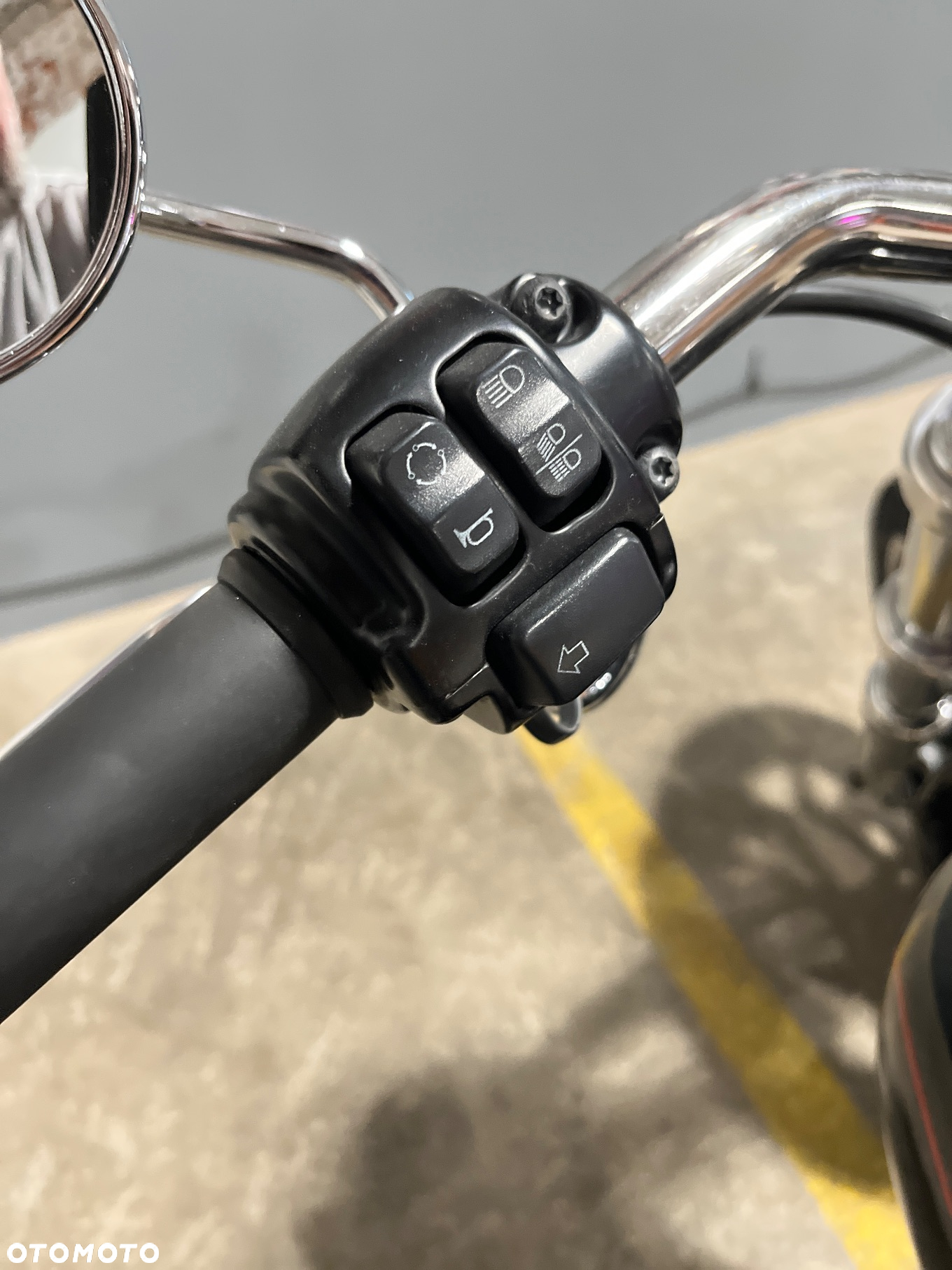 Harley-Davidson Dyna Low Rider - 10