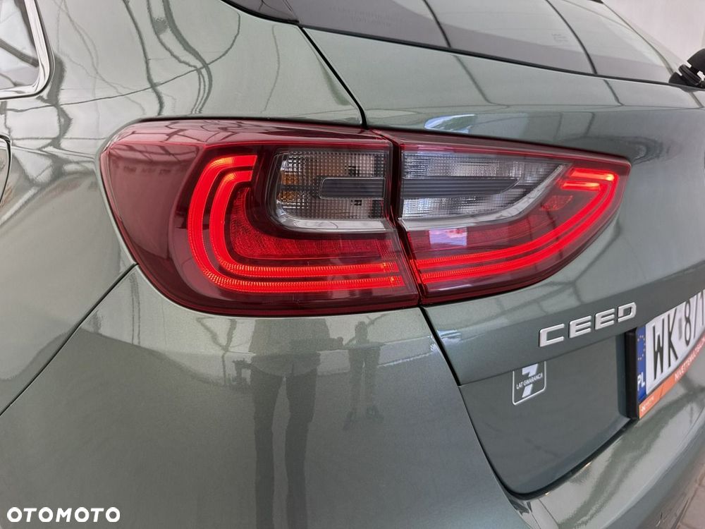 Kia Ceed - 30