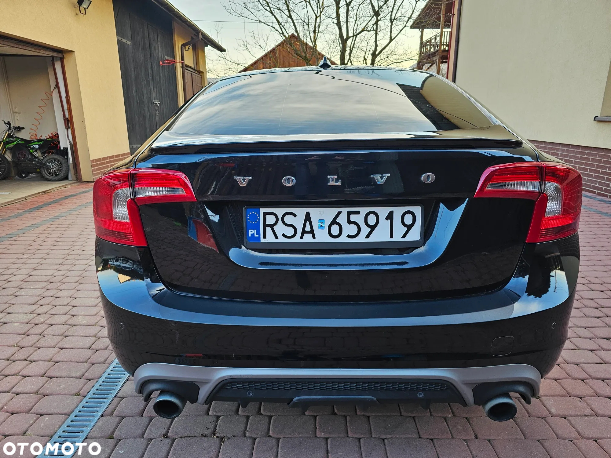 Volvo S60 T3 R-Design Summum - 6