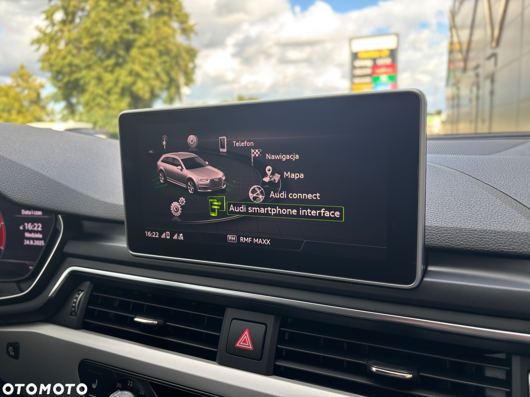 Audi A4 2.0 TDI Design S tronic - 33
