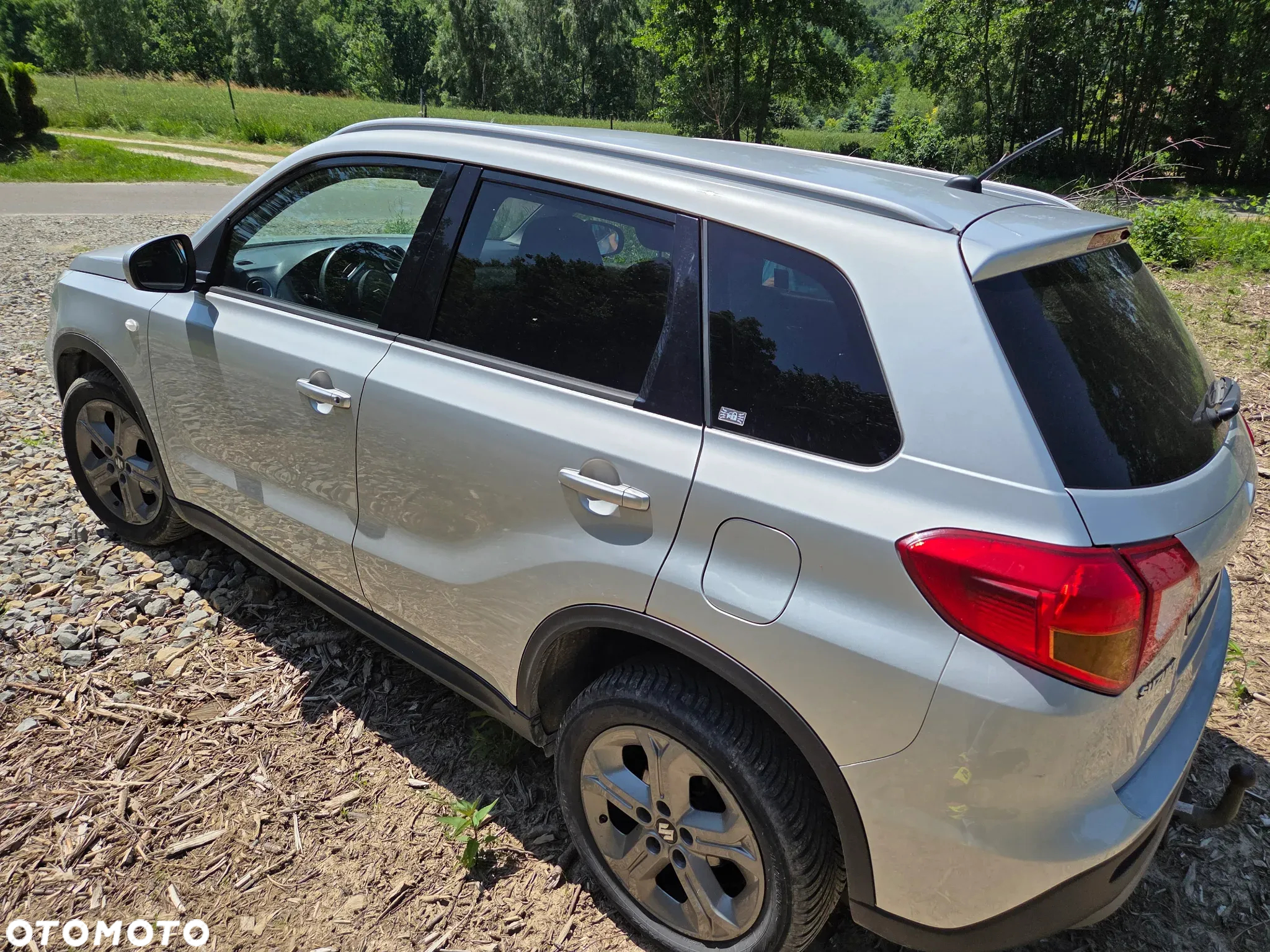 Suzuki Vitara 1.6 DDiS (4x4) Allgrip Comfort - 31
