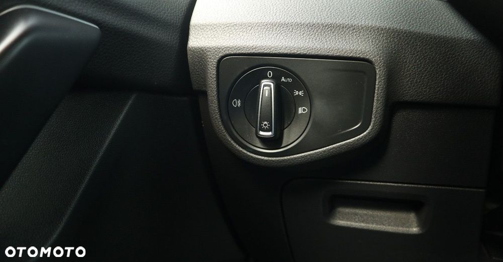 Volkswagen Golf Sportsvan - 24