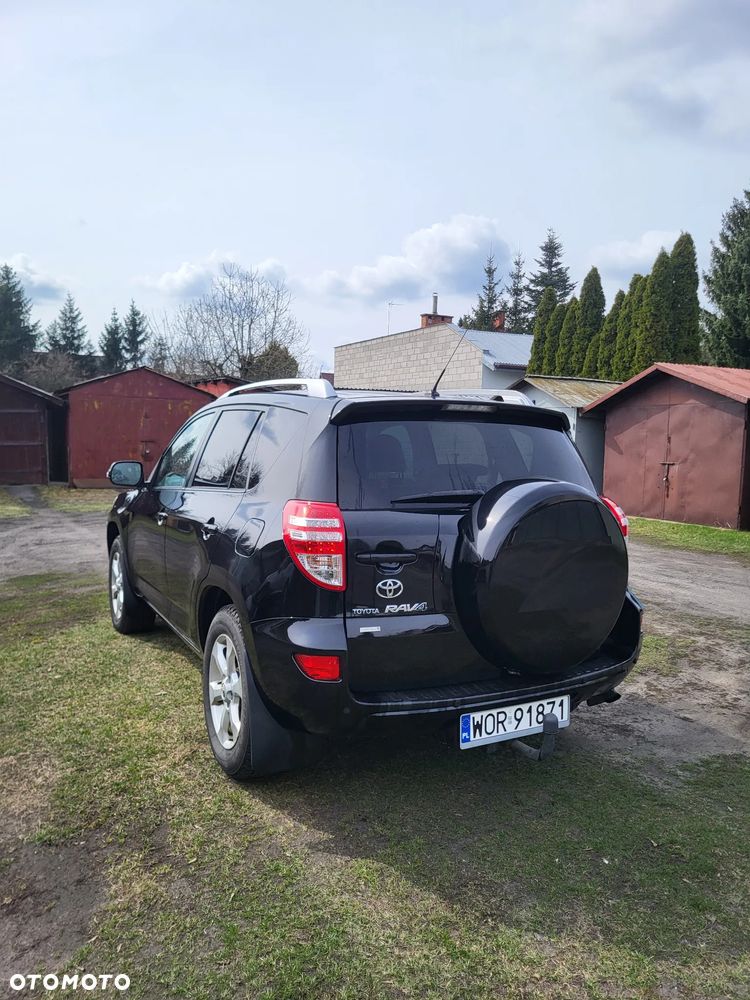 Toyota RAV4 2.2 D-4D Sol - 4