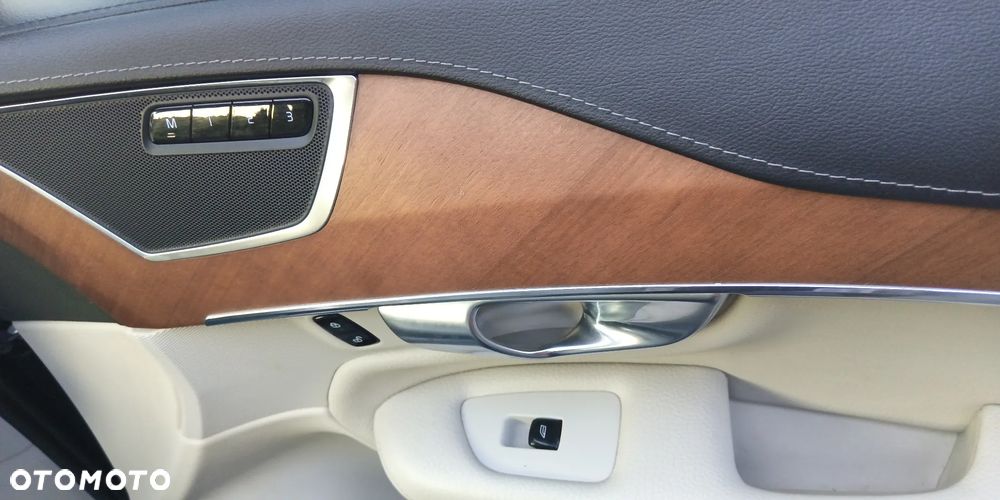 Volvo XC 90 D5 AWD Inscription 7os - 7