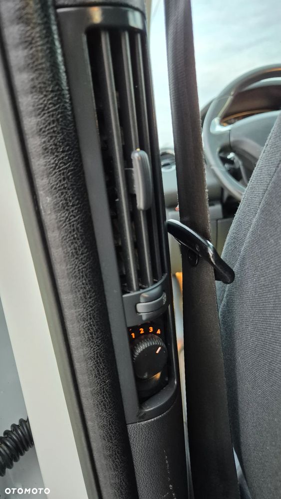 Peugeot 5008 HDI FAP 150 Allure - 29