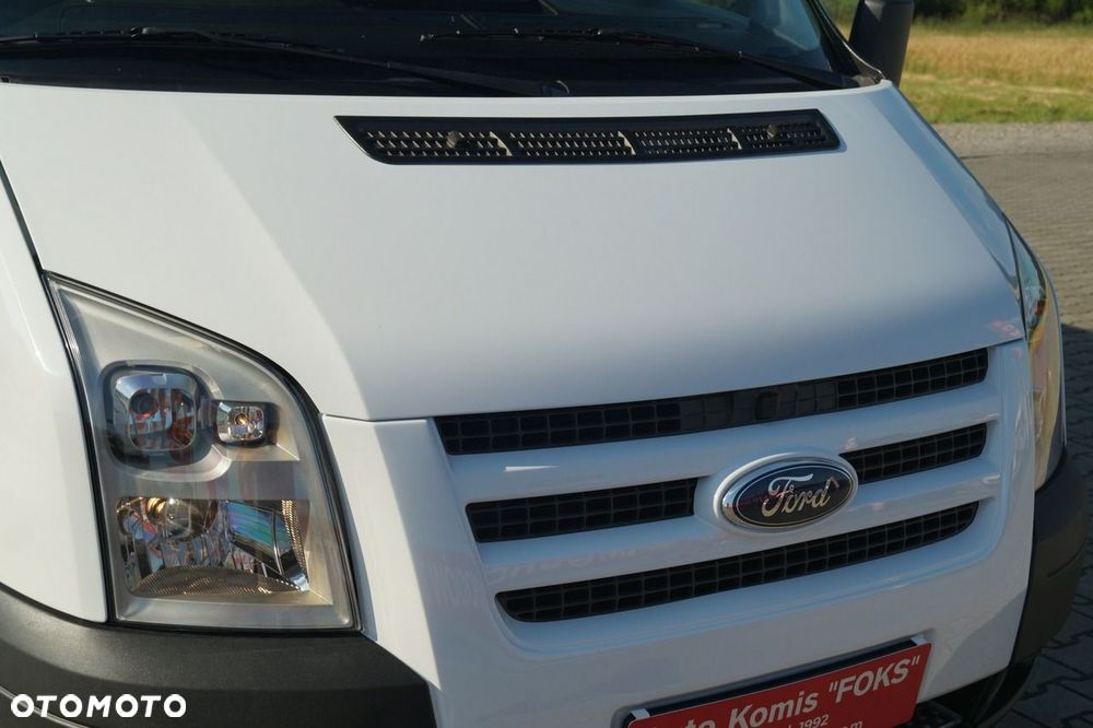 Ford Transit - 10