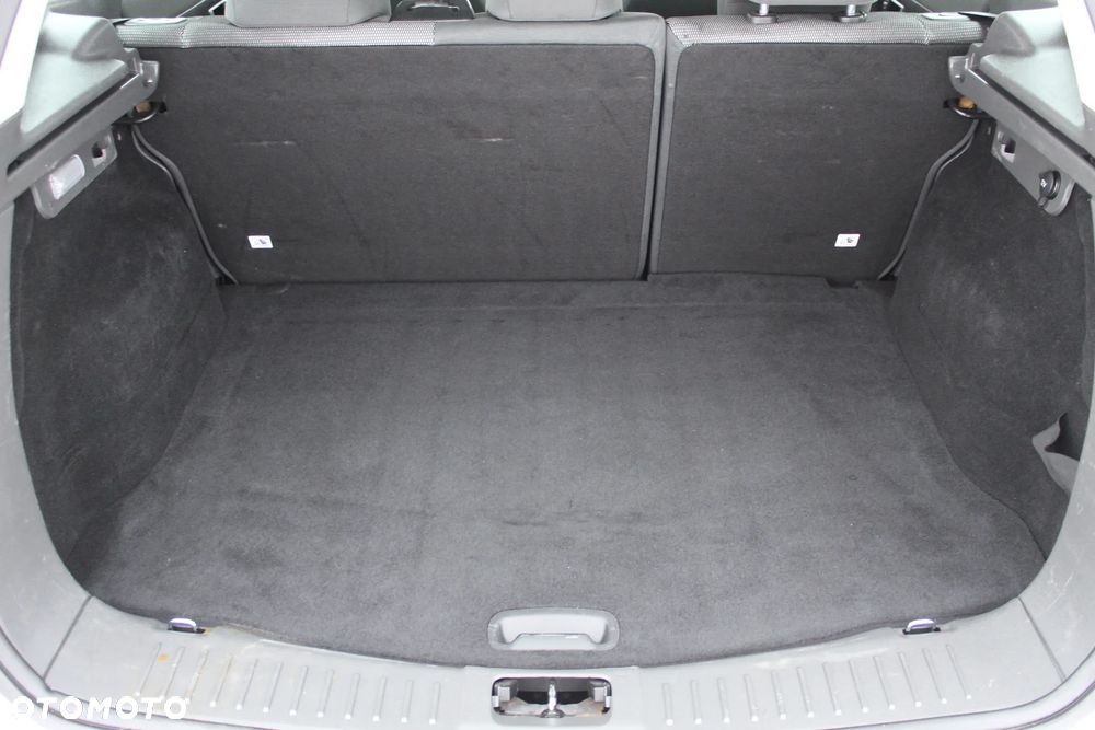 Ford Kuga - 18
