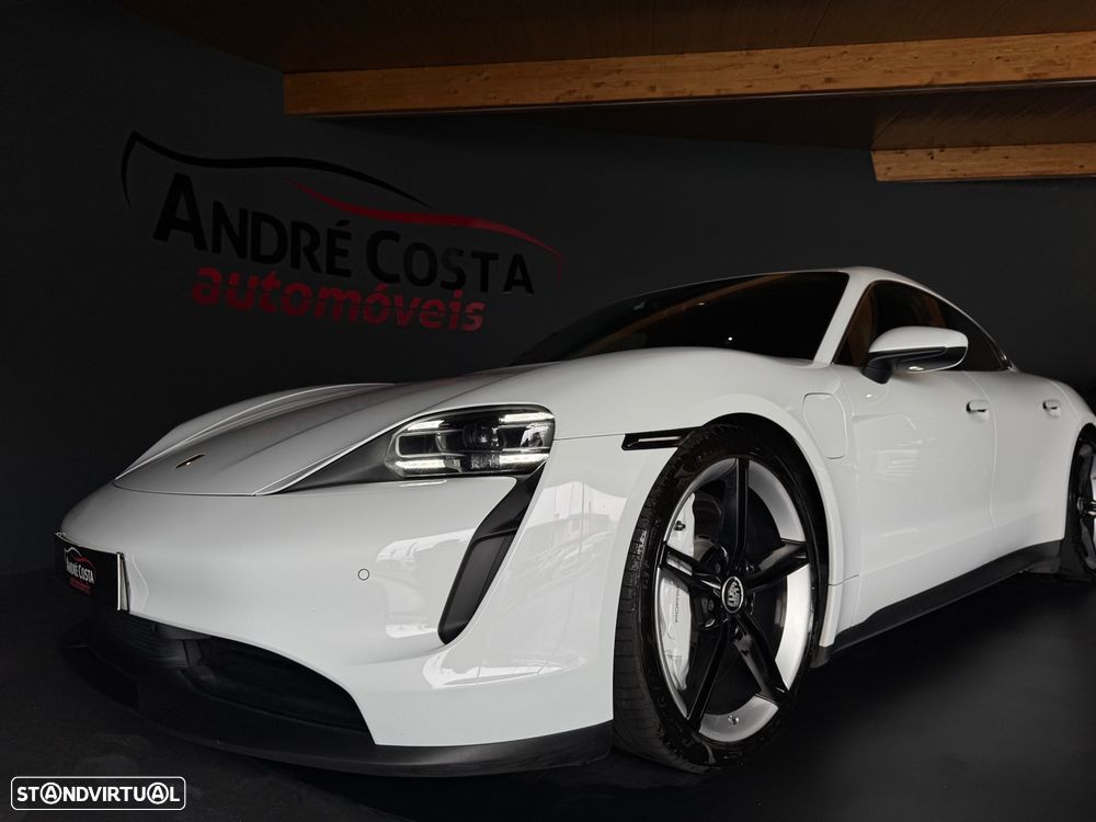 Porsche Taycan 4S - 8