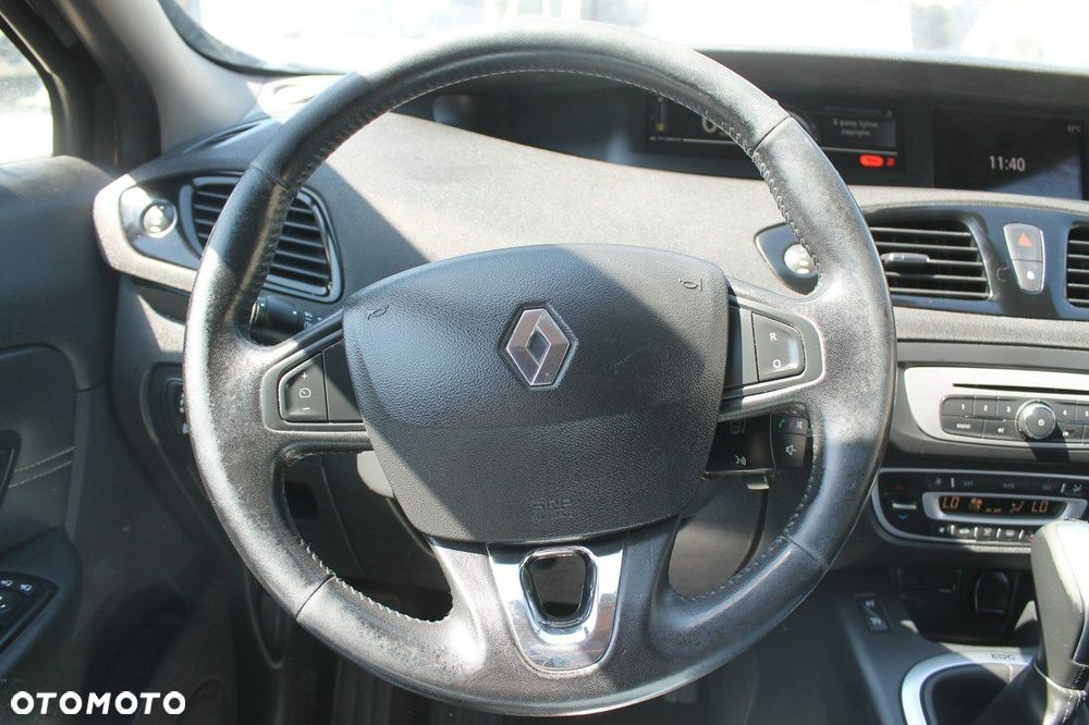 Renault Grand Scenic - 13