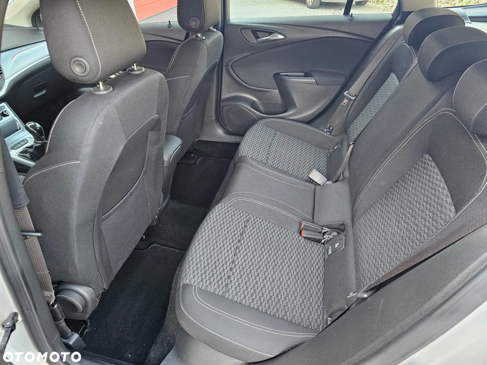 Opel Astra IV 1.6 CDTI Enjoy - 20