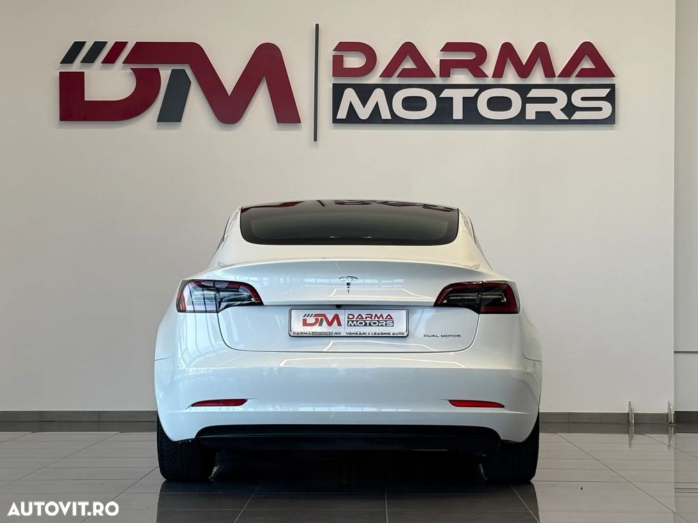 Tesla Model 3 Langstreckenbatterie Allradantrieb Dual Motor - 22