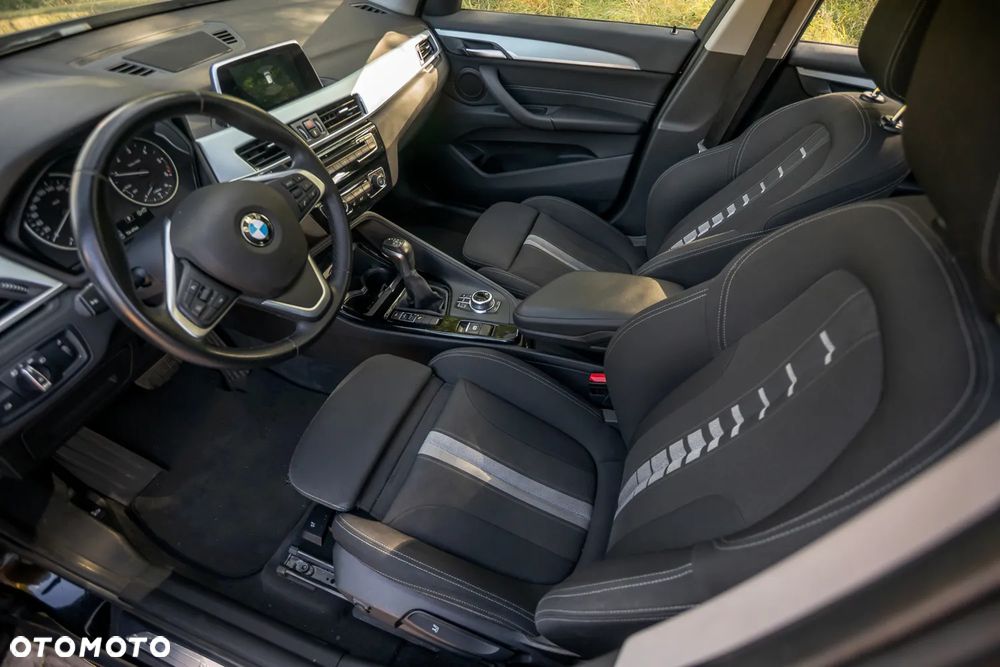 BMW X1 sDrive18d sport - 16