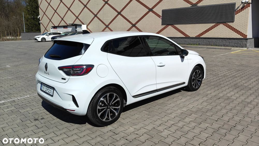 Renault Clio 1.6 E-TECH Full Hybrid 145 Techno - 6