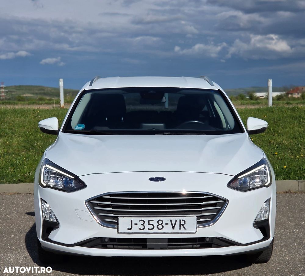 Ford Focus 1.5 EcoBlue Start-Stopp-System COOL&CONNECT - 4