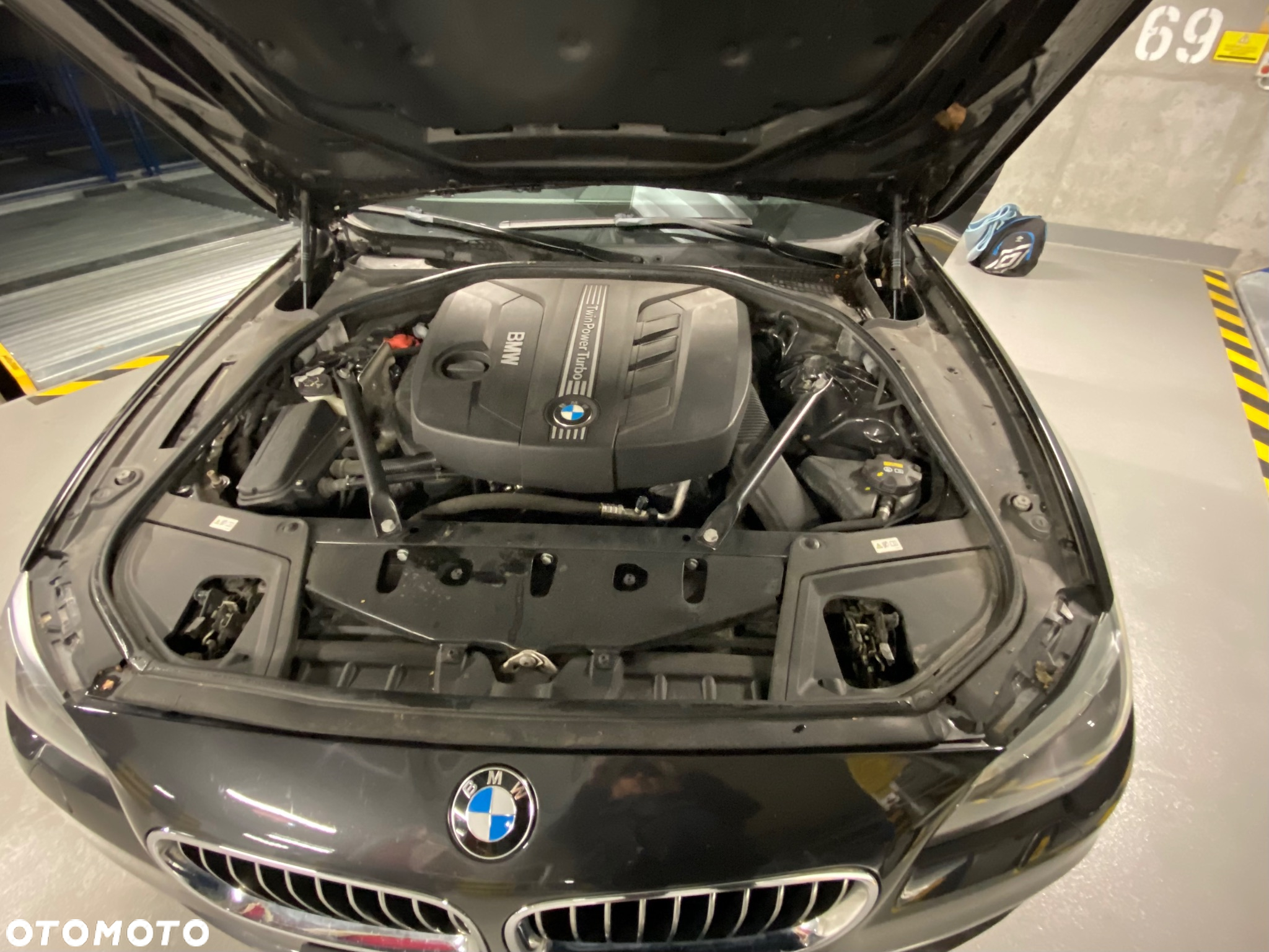 BMW Seria 5 525d Touring Luxury Line - 22