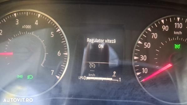 Dacia Logan - 8