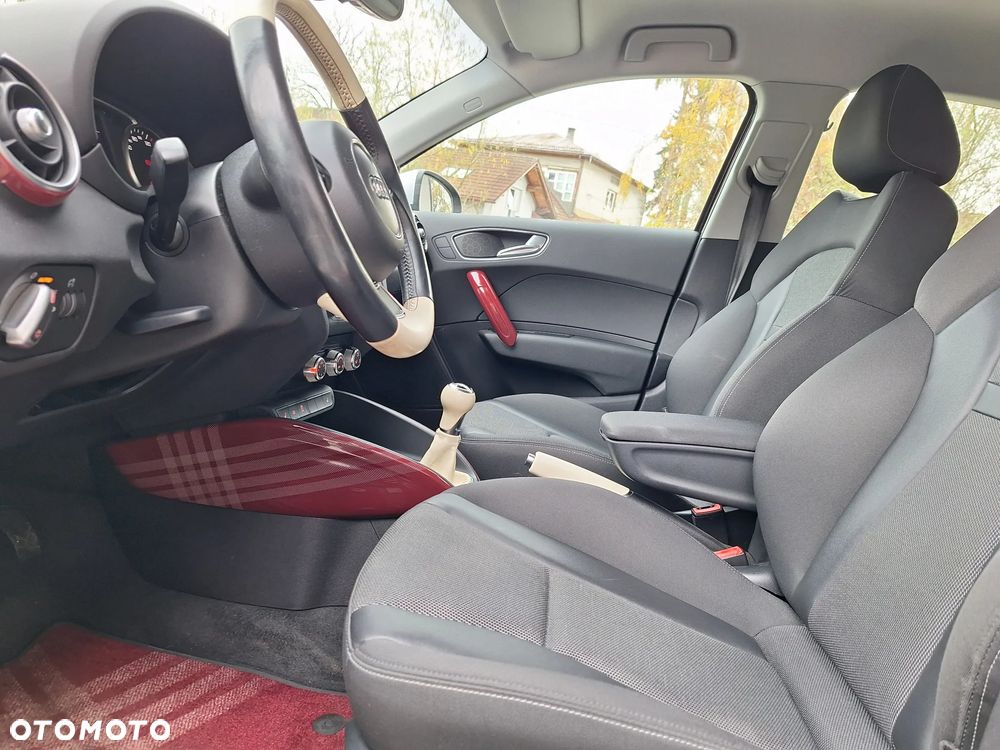 Audi A1 Sportback 1.6 TDI S line edition - 29