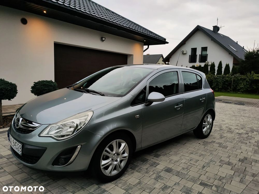 Opel Corsa 1.4 16V Satellite - 5