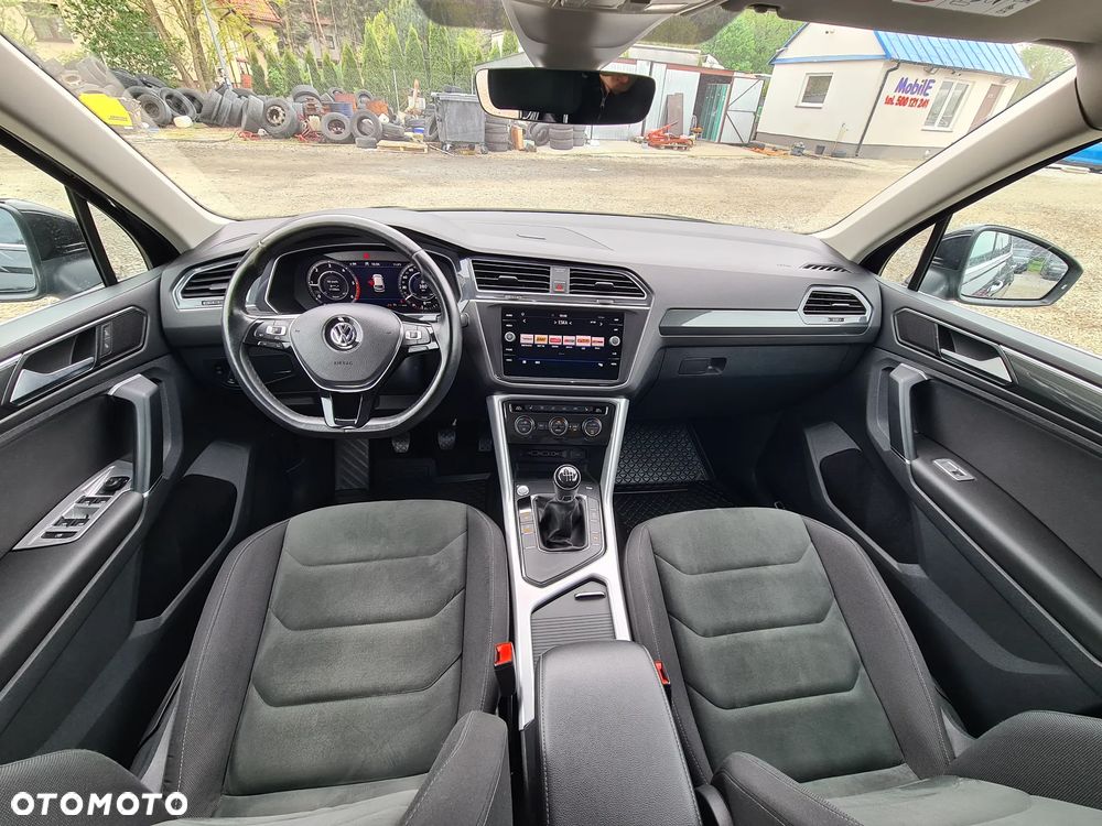 Volkswagen Tiguan - 30
