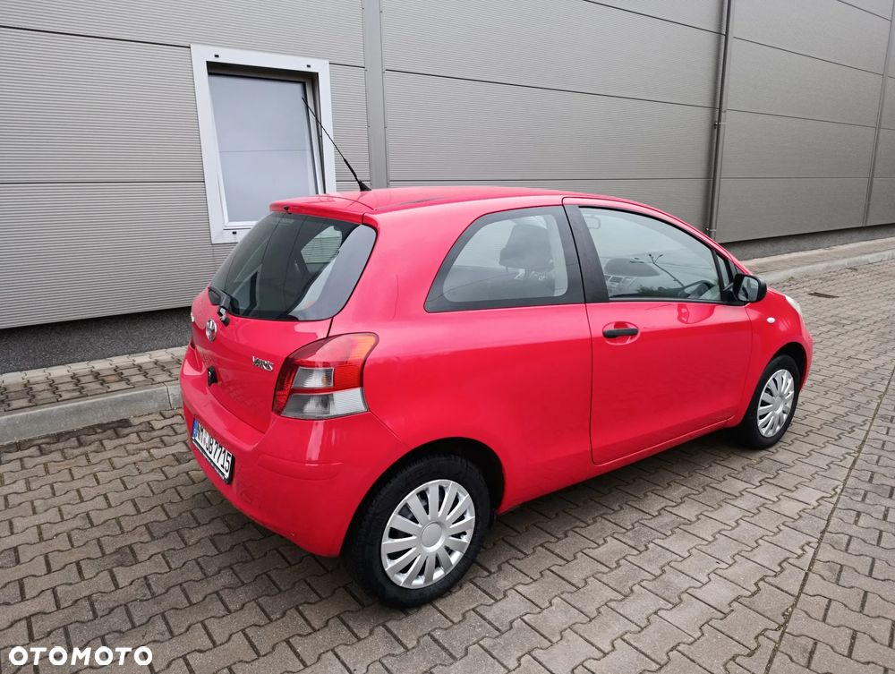 Toyota Yaris 1.0 VVT-i - 16