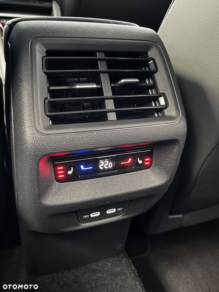 Volkswagen Tiguan - 11