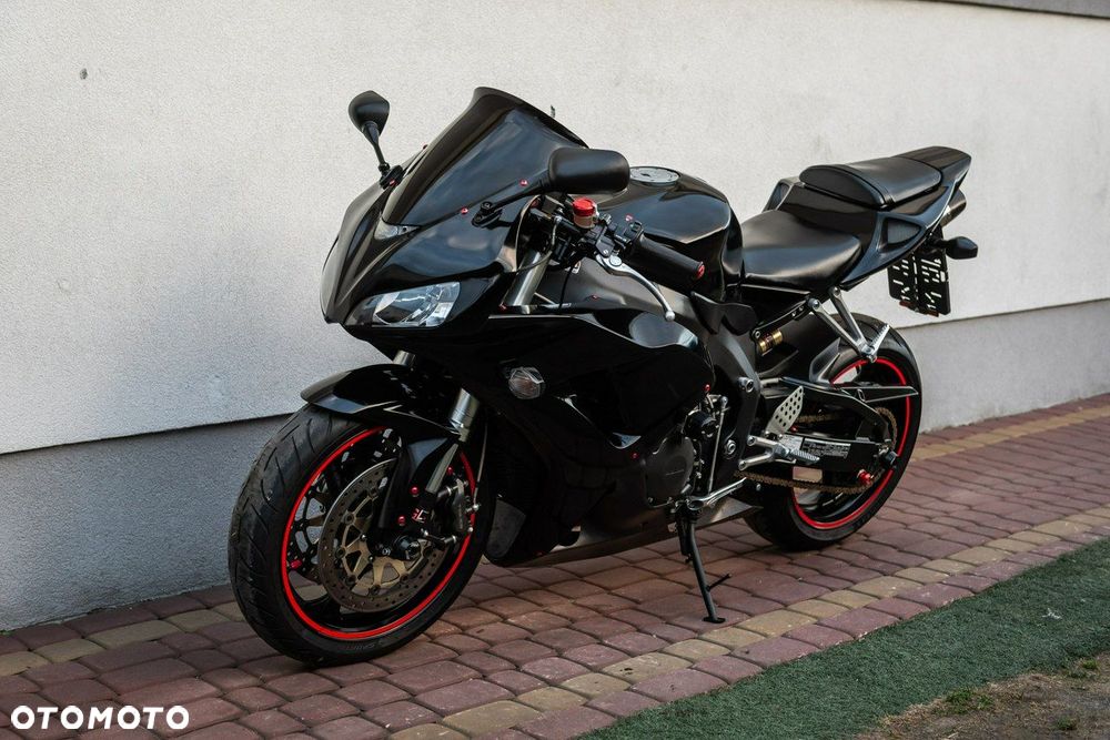Honda CBR - 6