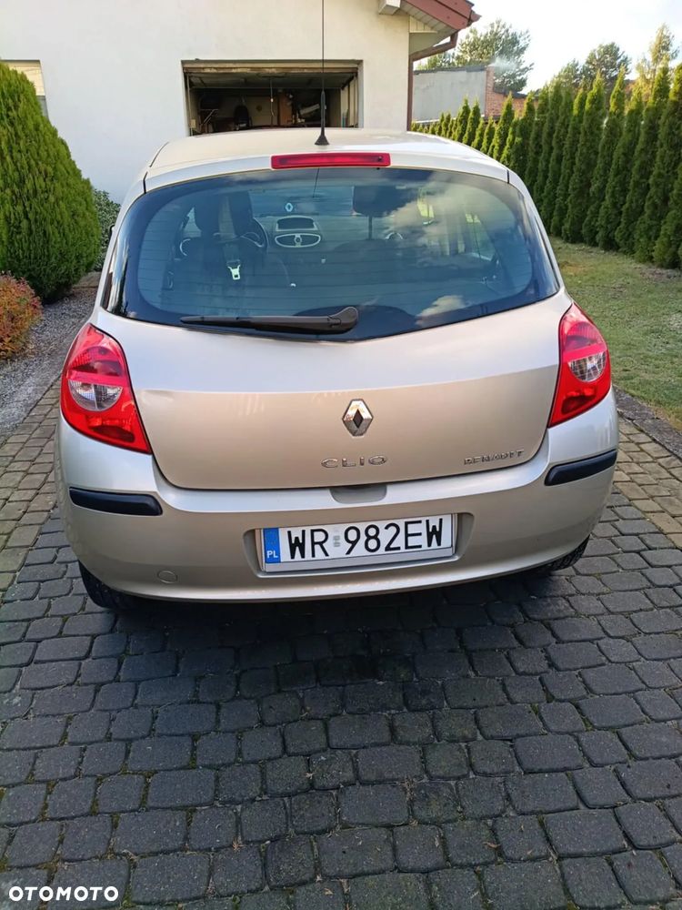 Renault Clio - 4