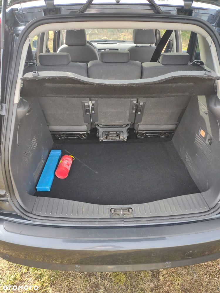 Ford C-MAX 1.8 Titanium - 13