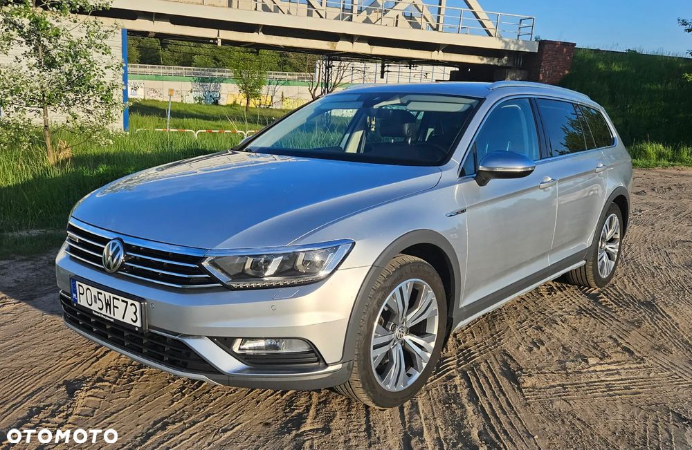 Volkswagen Passat Alltrack - 1