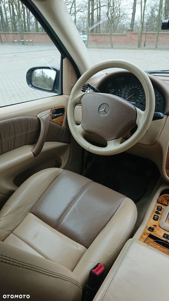 Mercedes-Benz ML - 13