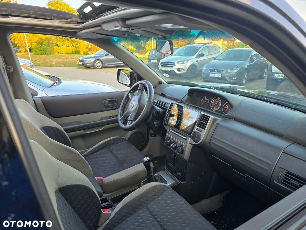 Nissan X-Trail 2.5 4x4 Sport - 9