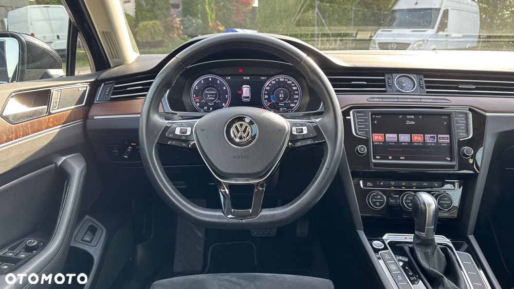 Volkswagen Passat 2.0 TSI (BlueMotion Technology) 4Motion DSG Highline - 35