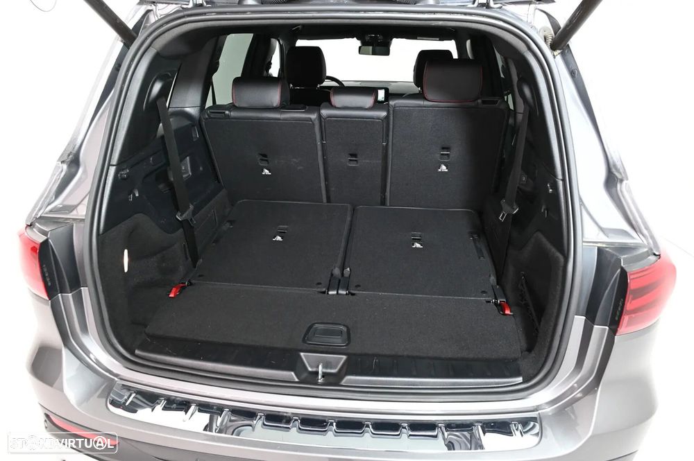 Mercedes-Benz GLB 180 d AMG Line - 11