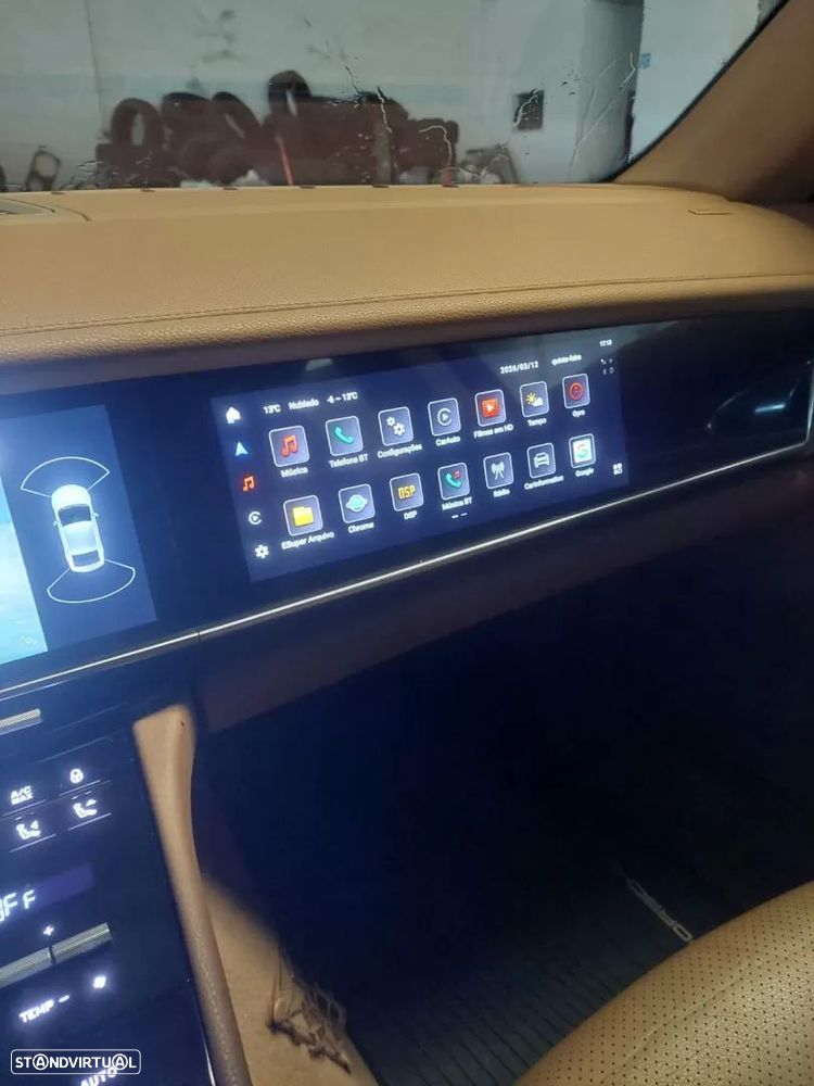 Porsche Panamera Platinum Edition - 4