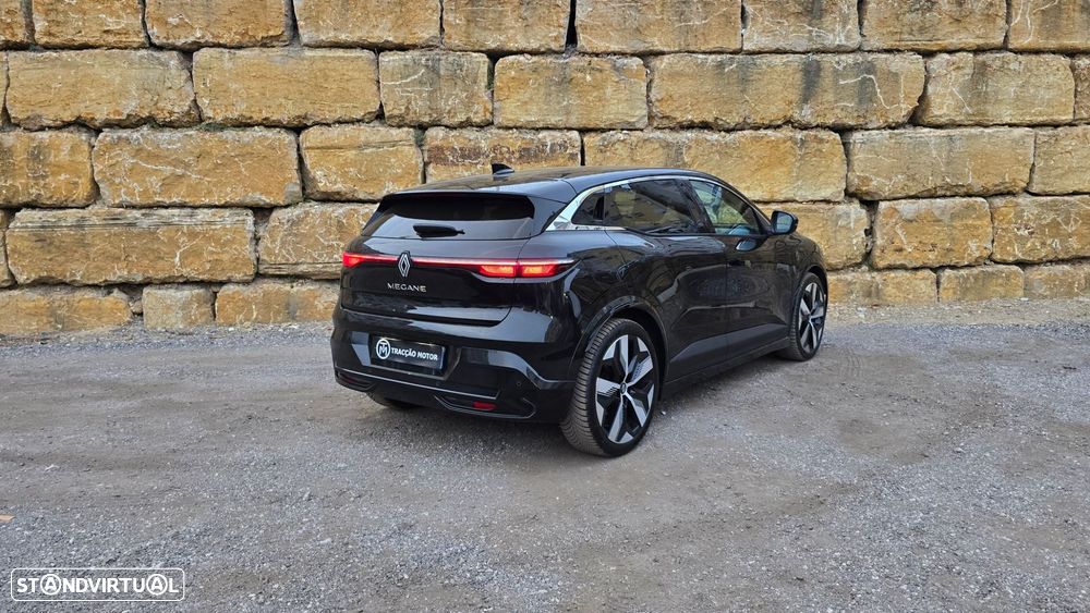 Renault Mégane E-Tech - 2